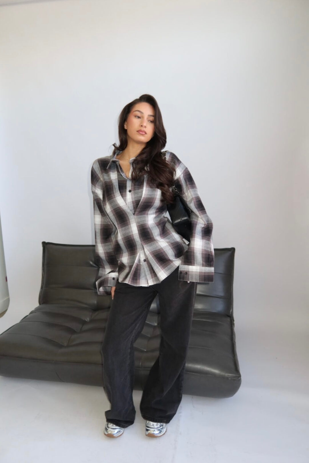 PRIORITY CHECKED BLOUSE WITH SNATCH DETAIL AT THE FRONT – DARK GRAY