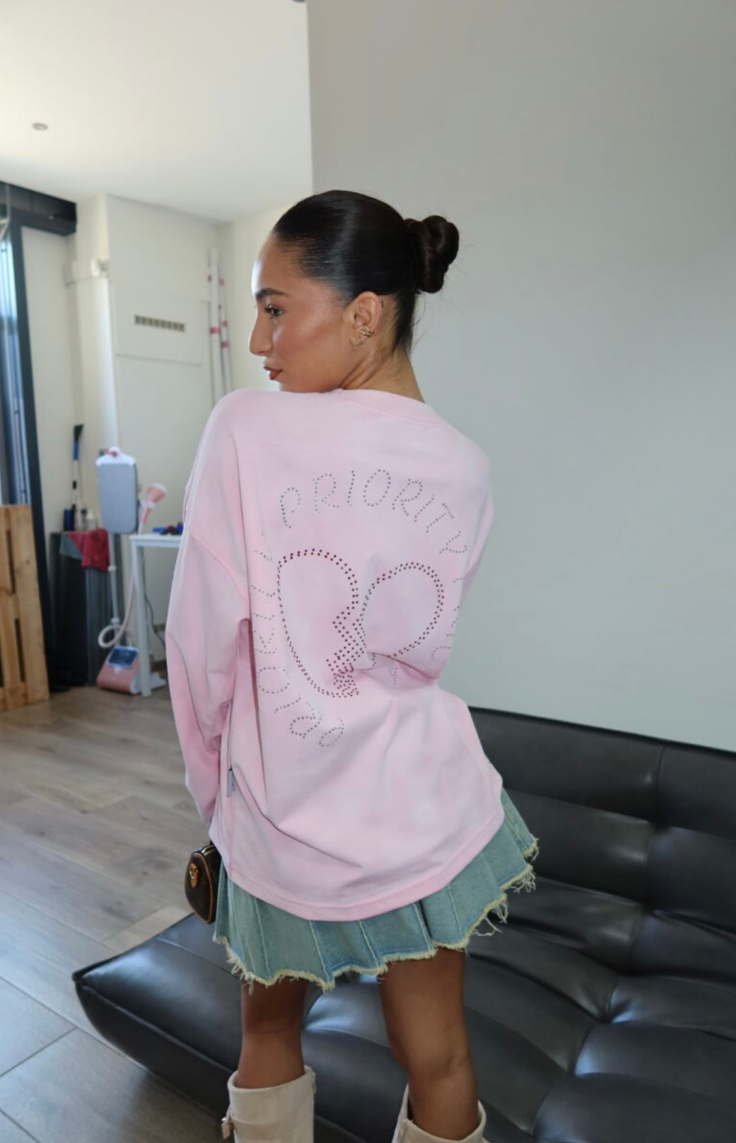 PRIORITY RHINESTONE LONGSLEEVE – WASHED PINK